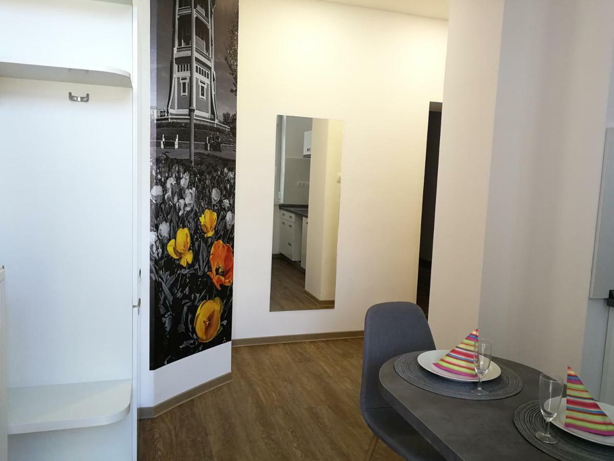 Class Apartment Szeged Buitenkant foto