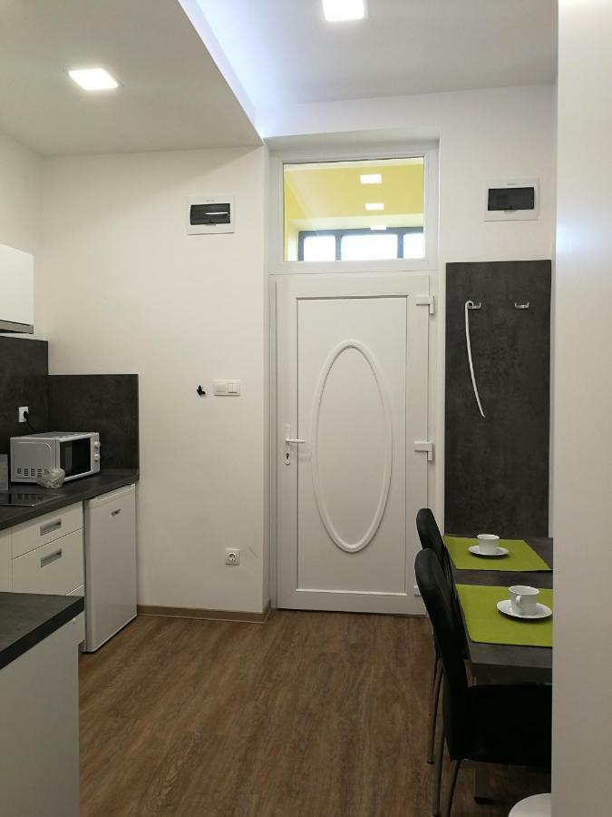 Class Apartment Szeged Buitenkant foto